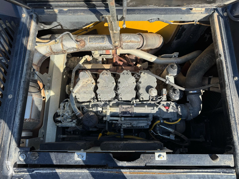 Excavadora Liebherr R926 NLC