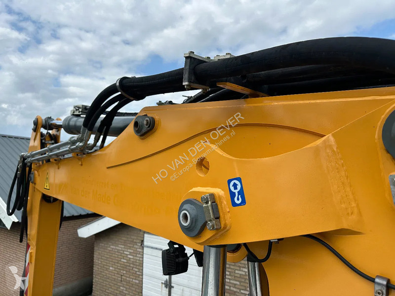 Excavator Liebherr A