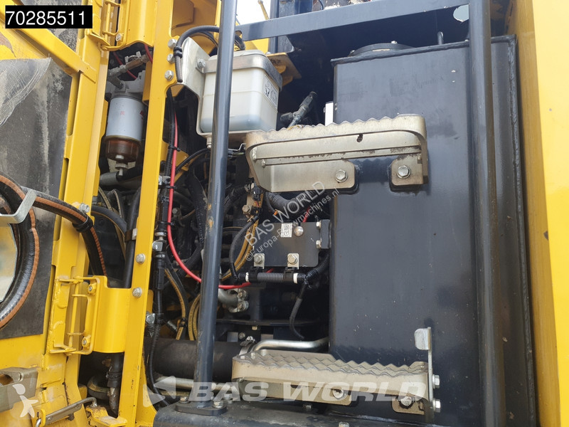 Excavator Komatsu PW118 MR -11