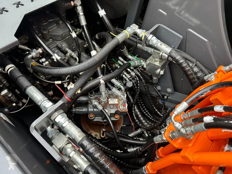 Excavator Doosan -5
