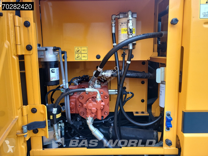 Escavadora Hyundai HX130 N A/C