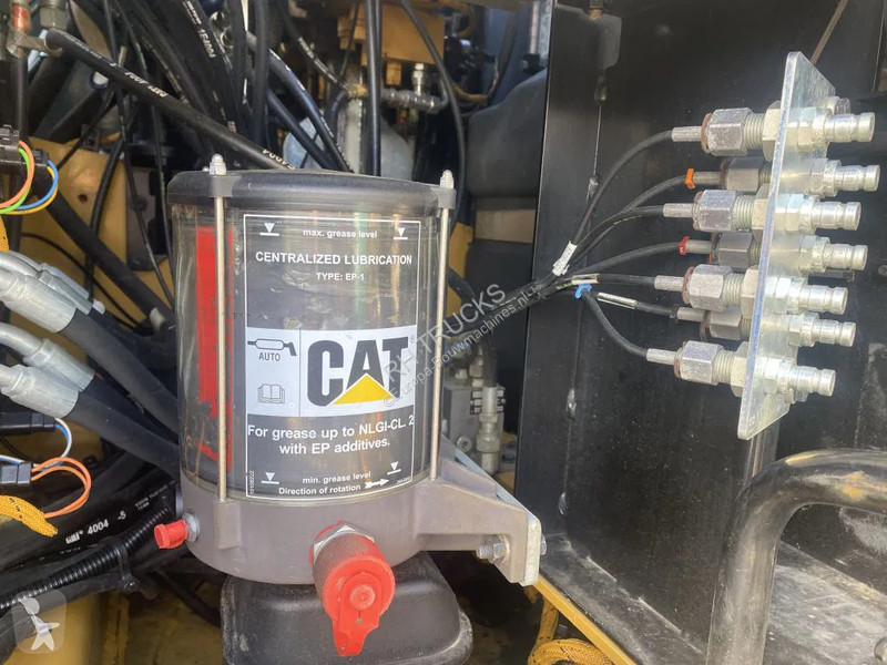 Excavator Caterpillar F