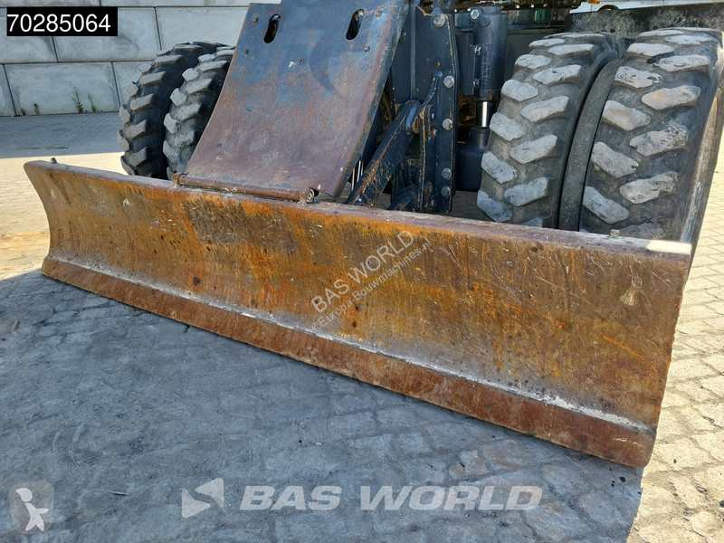Excavator Komatsu PW148 -8