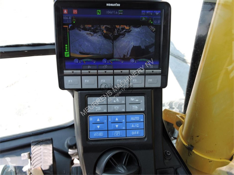 Graafmachine Komatsu PW148