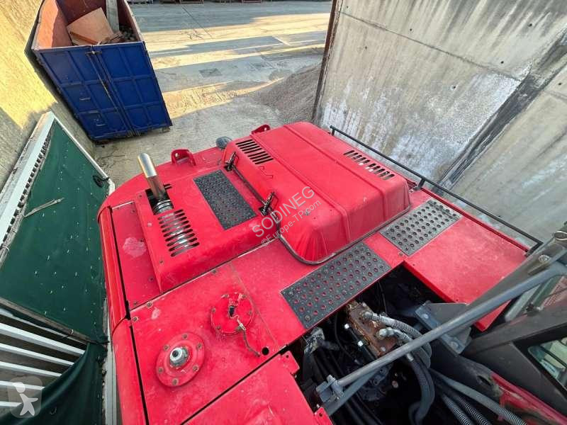 Escavadora Hitachi