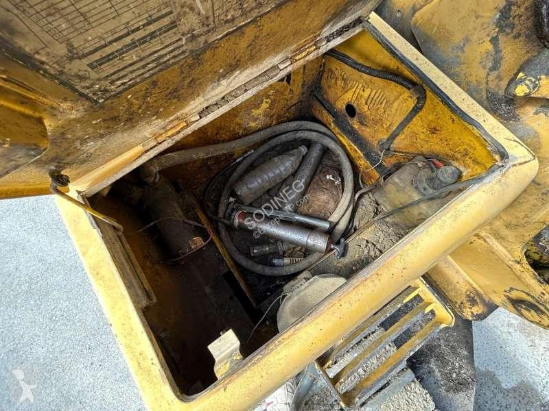 Escavadora Komatsu PC180LC-6K MACHINE SUISSE