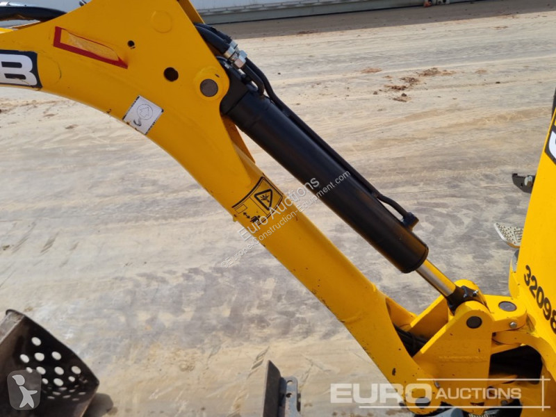 Escavatore JCB CT