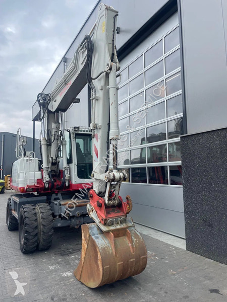 Skovel Takeuchi