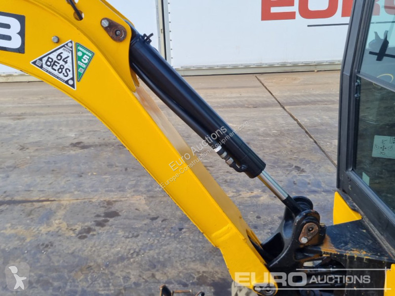 جرافة JCB 16C-1