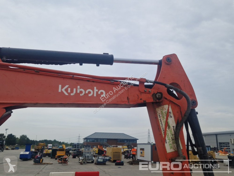 Escavadora Kubota U48-4