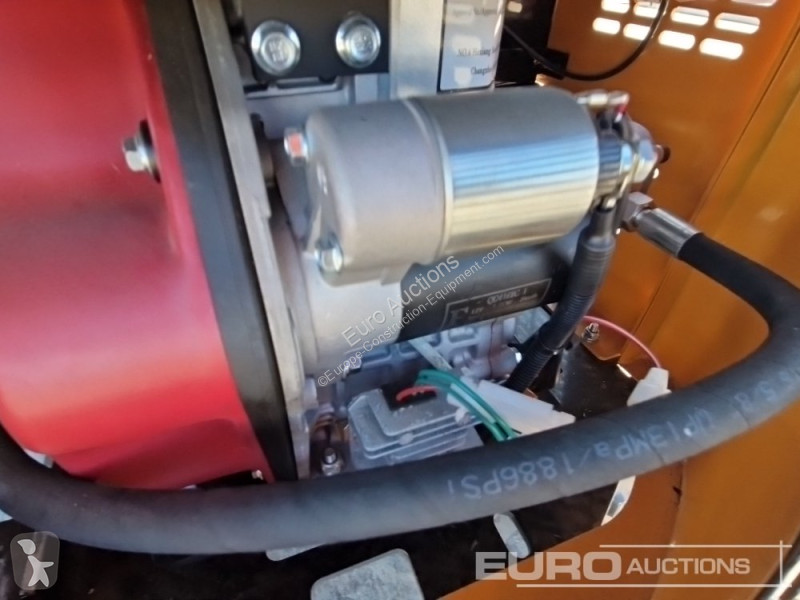 Escavadora JPC HT12