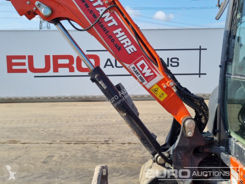 Escavadora Kubota U48-4