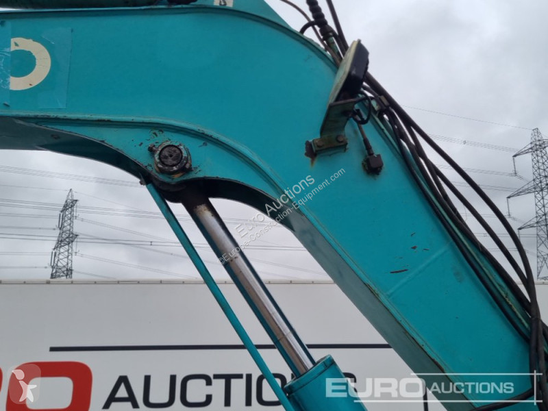 Escavadora Kobelco -C