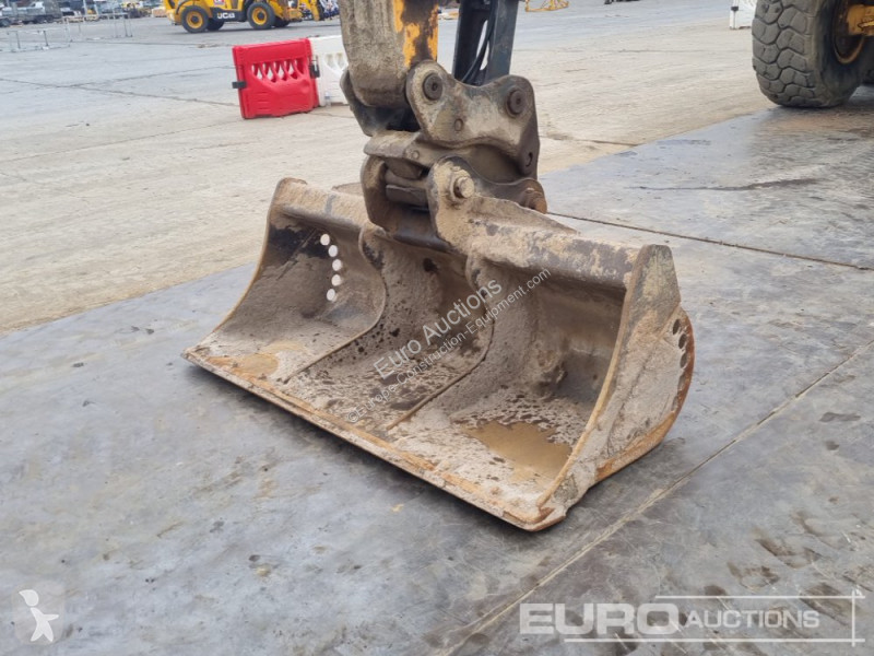 Escavatore Hyundai HX140LC