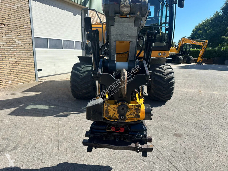 جرافة Liebherr A916