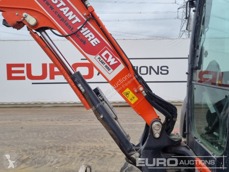 جرافة Kubota U48-4