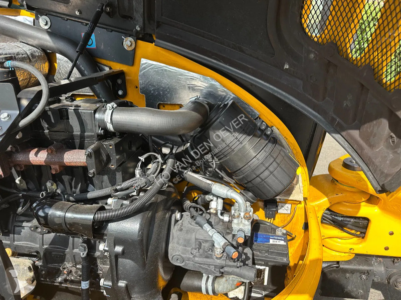 Excavator JCB