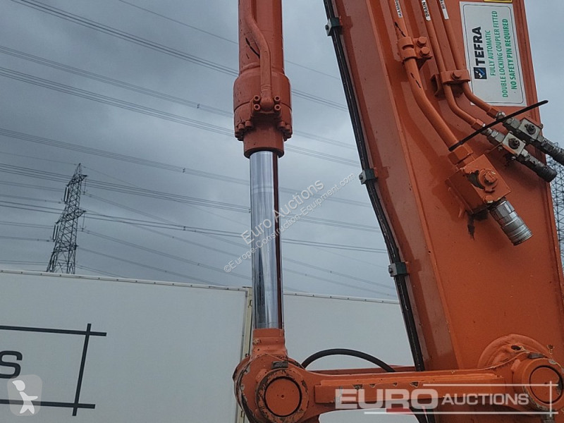 Lopatový nakládač Hitachi -6