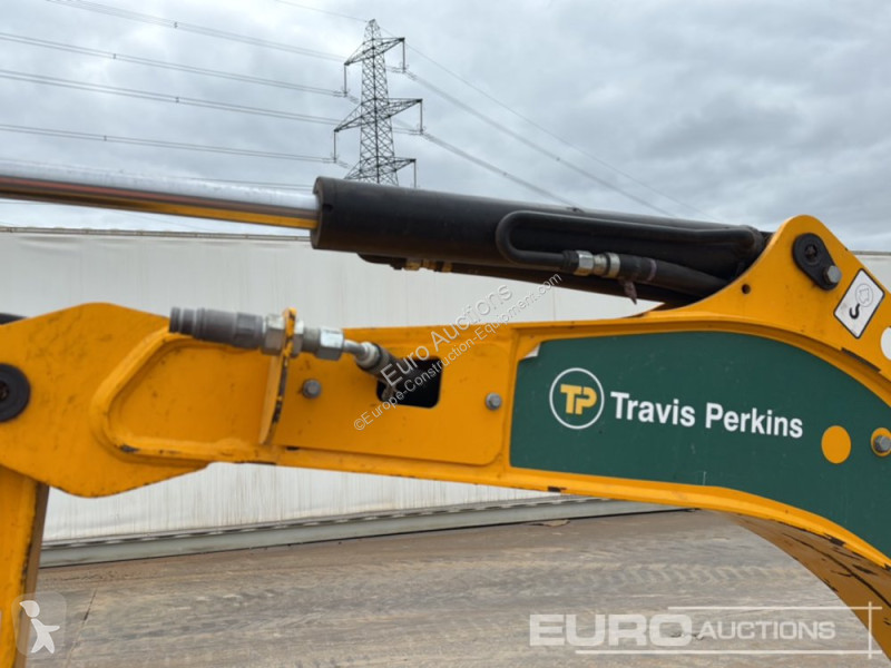 جرافة JCB 16C-1