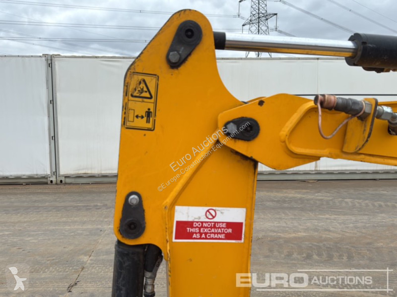 جرافة JCB 16C-1