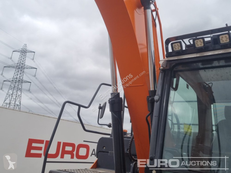 Escavatore Doosan -7