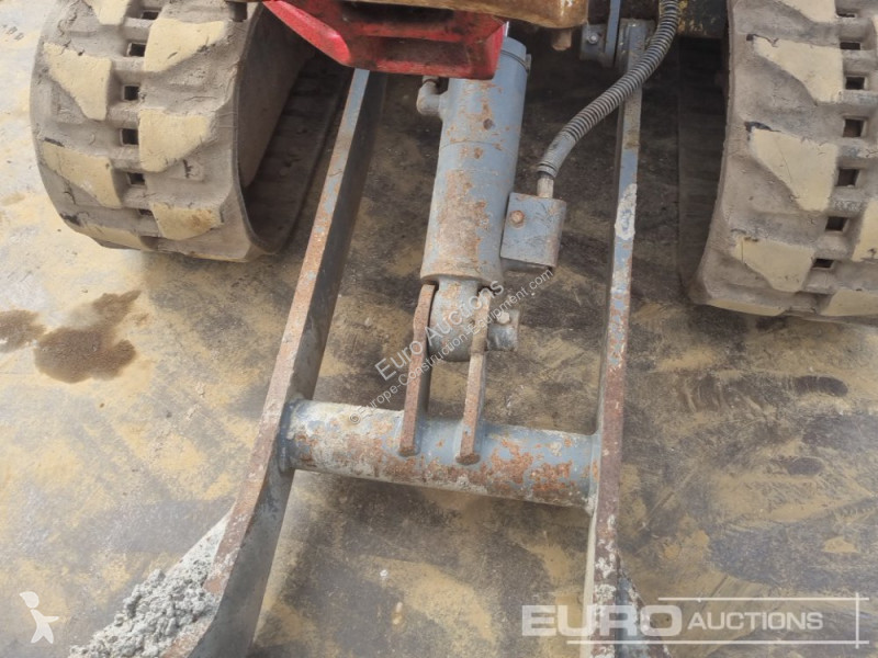 Escavadora Takeuchi TB216