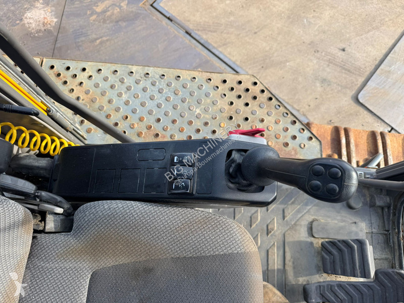 Escavadora Volvo EC750EL