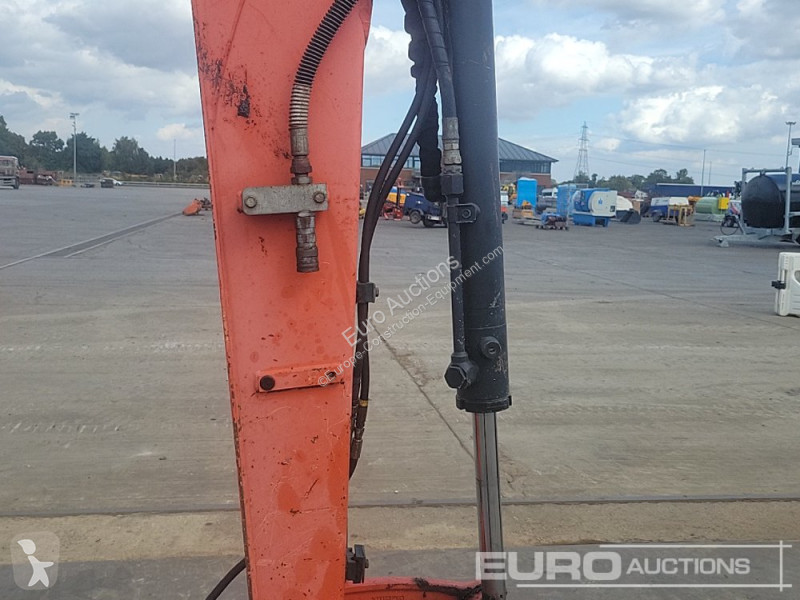 Lopatový nakládač Kubota U48-4