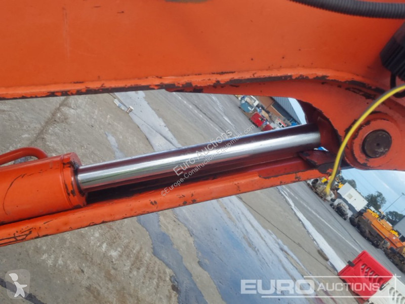 Lopatový nakládač Kubota KX71-3