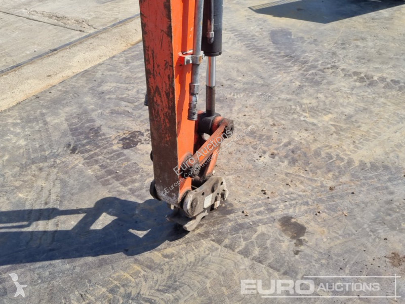 Lopatový nakládač Kubota KX61-3