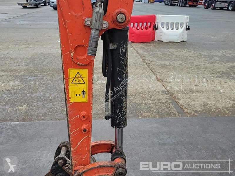 Lopatový nakládač Kubota KX015-4