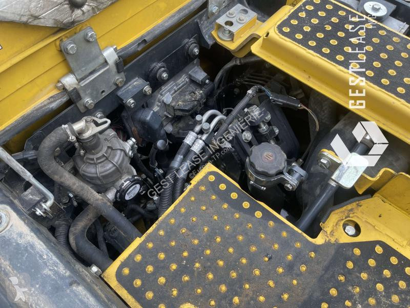 Escavadora Komatsu  PC138US-11