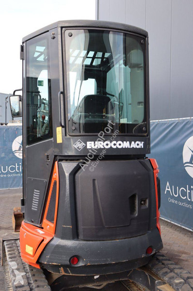 Escavadora Eurocomach ES 25 ZT