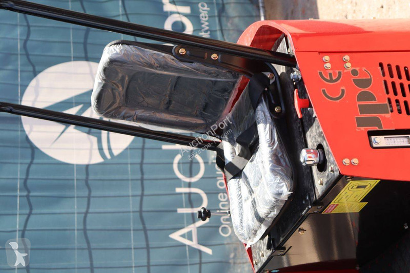 Excavadora JPC HT12