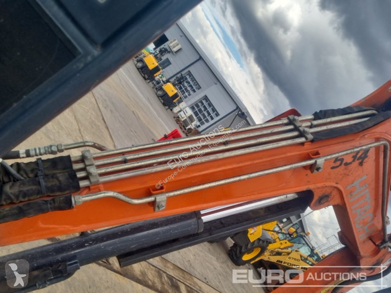 Excavadora Hitachi ZX26U-5A CLR