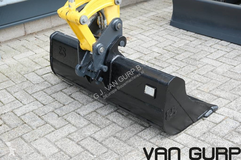 Excavator Komatsu PC35MR | 2018 | 1800h