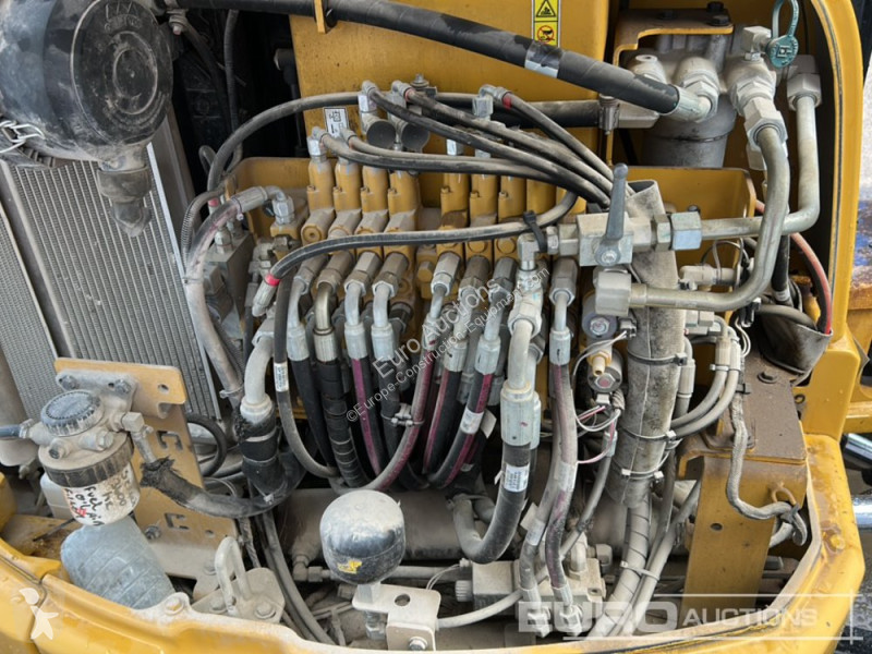 Excavadora Caterpillar 305E2