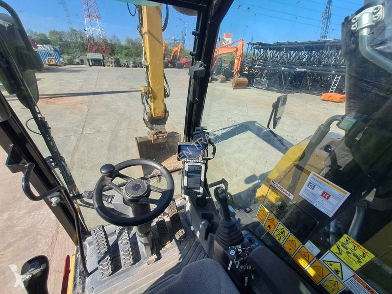 Excavator Caterpillar M134F