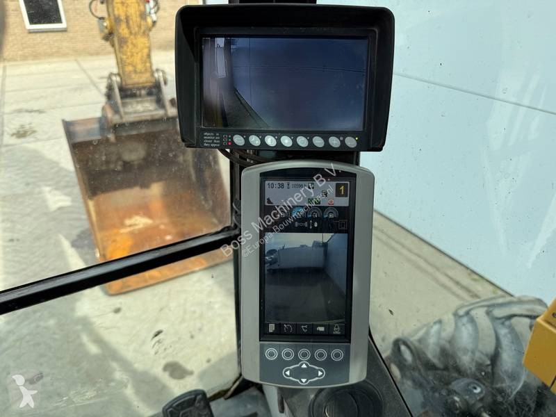 Excavator Caterpillar F