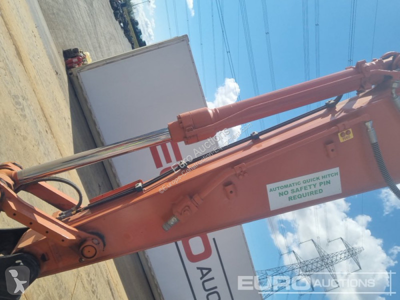 Excavadora Hitachi -7