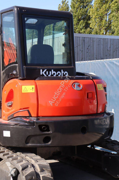 Excavadora Kubota KX155-5