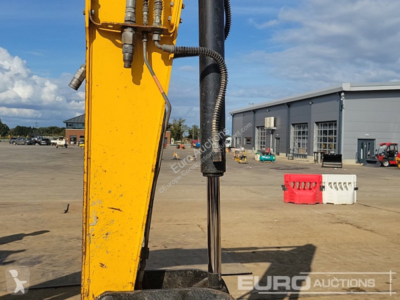Lopatový nakládač JCB 86C-1