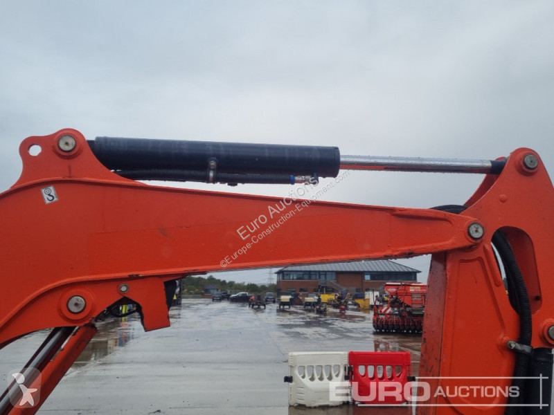 Lopatový nakládač Kubota KX027-4