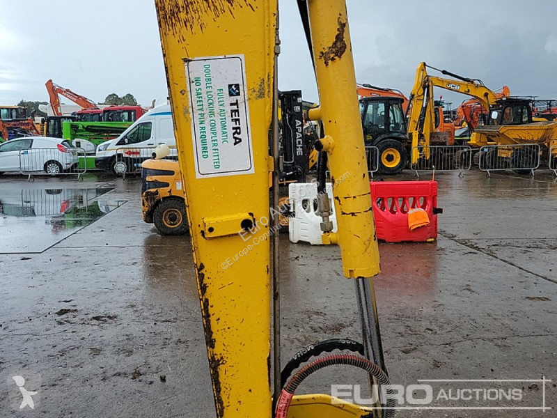 Lopatový nakládač Komatsu PC26MR-3