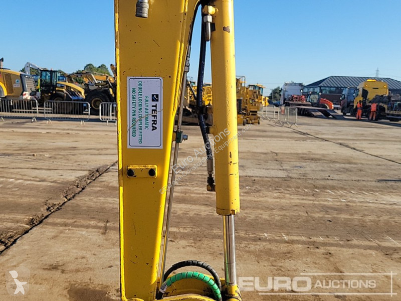 Lopatový nakládač Komatsu PC26MR-3