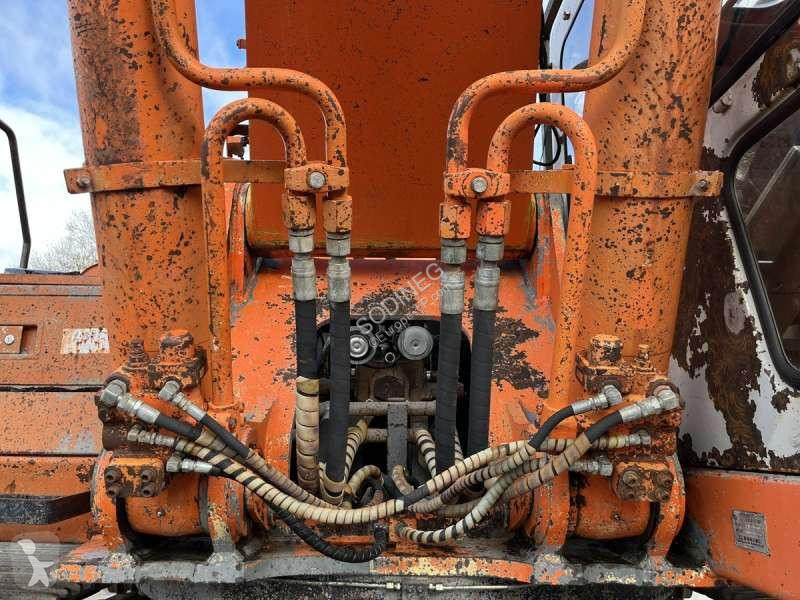 Escavatore Hitachi 0LC