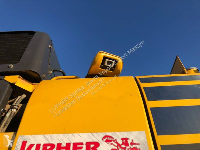 جرافة Komatsu PC490LC-11E0