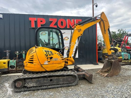 Lopatový nakládač JCB à 18 500 € ht