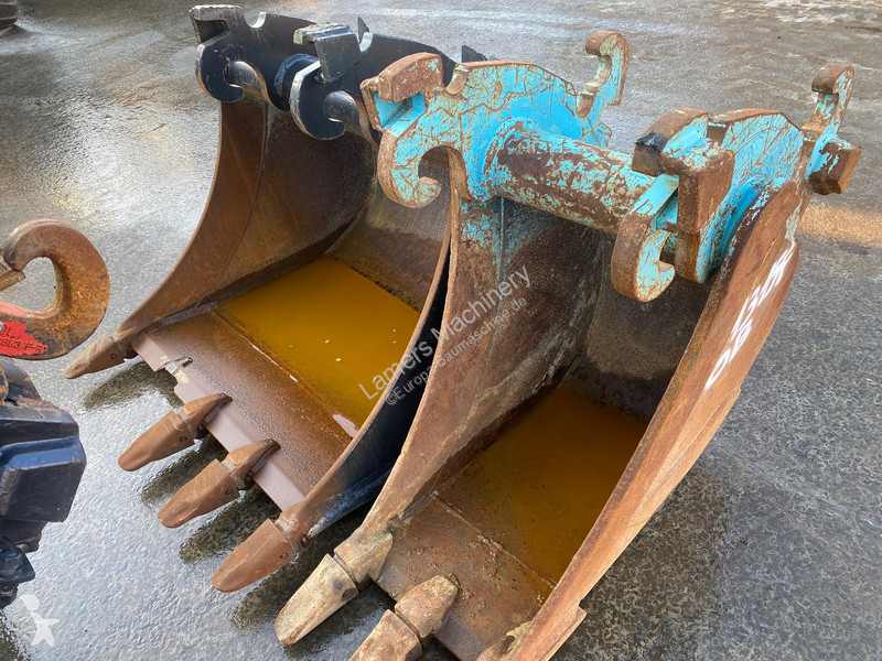 جرافة Caterpillar F