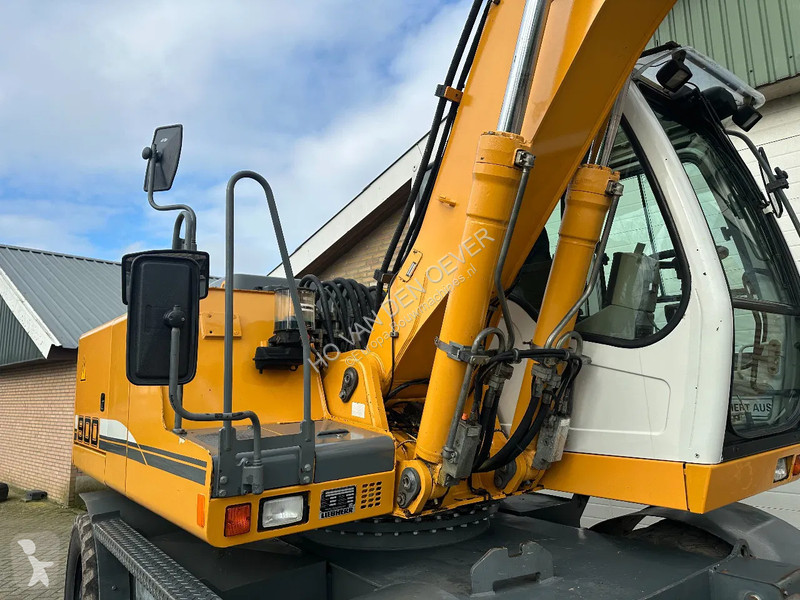 Rýpadlo Liebherr